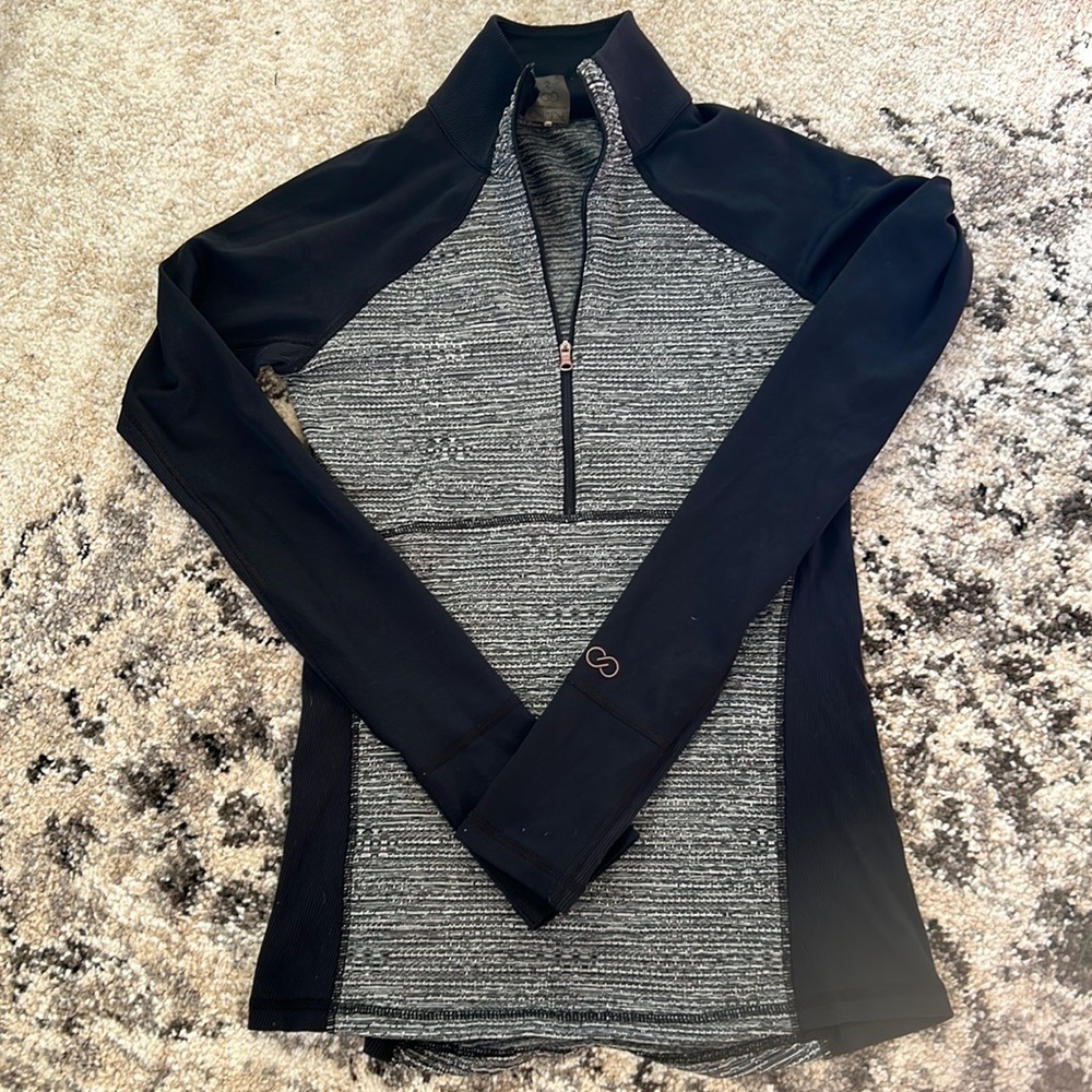 Women’s CALIA quarter zip performance top